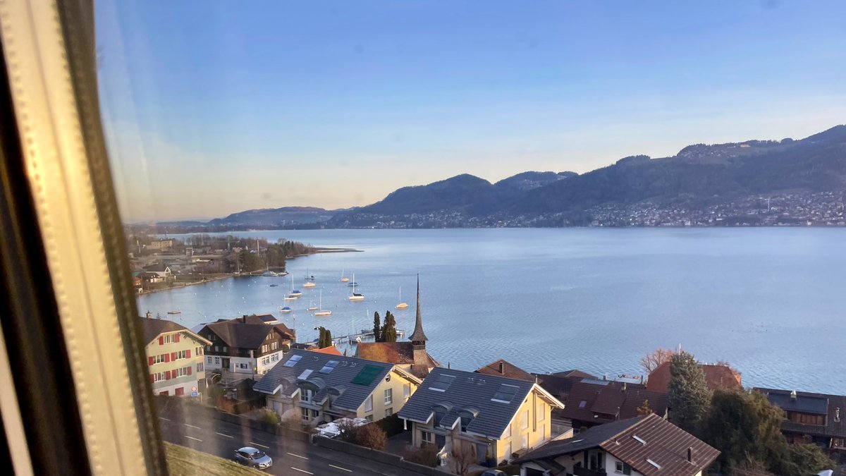 AndreasWiede's tweet photo. From #Bern🇨🇭to #Brig on board an #FS #Trenitalia #ETR610 / #SBB #RABe503 twin unit. And #breakfast in the @elvetino @_DiningCar. https://t.co/CpXZqPFkBH