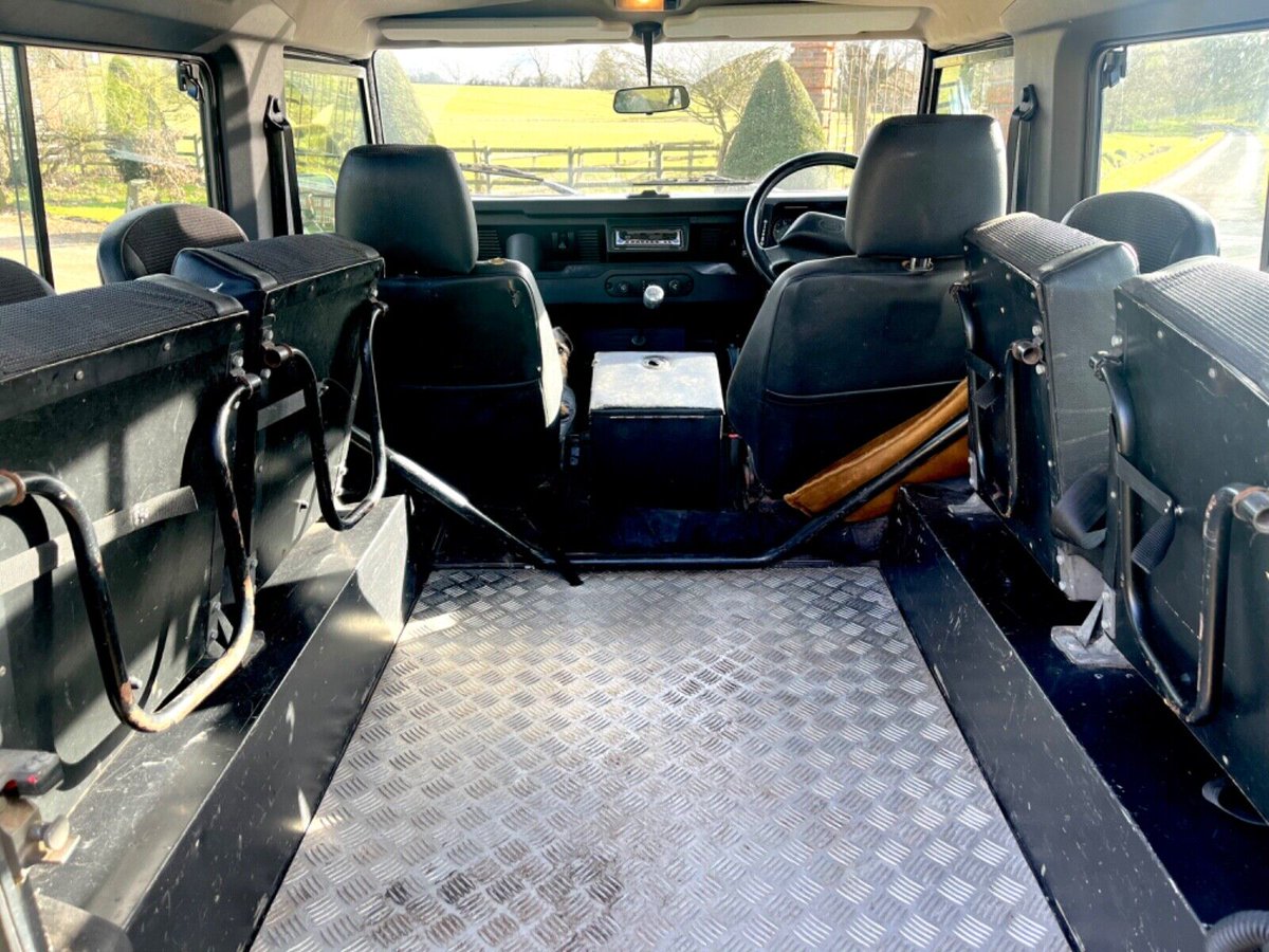 LandyDefender90's tweet image. Land rover defender 90 td5 *Very Rare low mileage Tomb Raider*
defender-landrover.co.uk/2023/02/land-r…