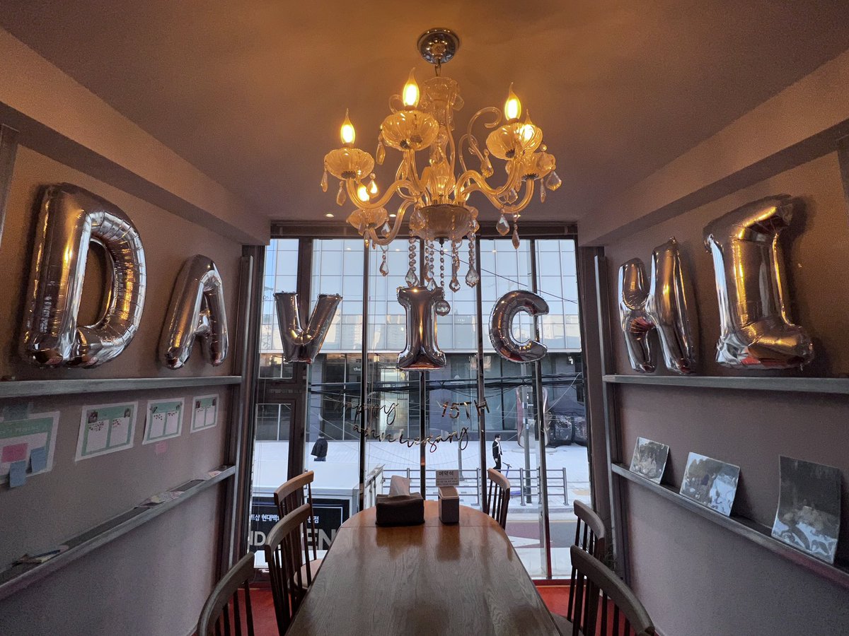 davichi_15th's tweet photo. 어제보다 달라진 2층도 구경 많이 해주세요 ✨ https://t.co/tmuNrSjd6g