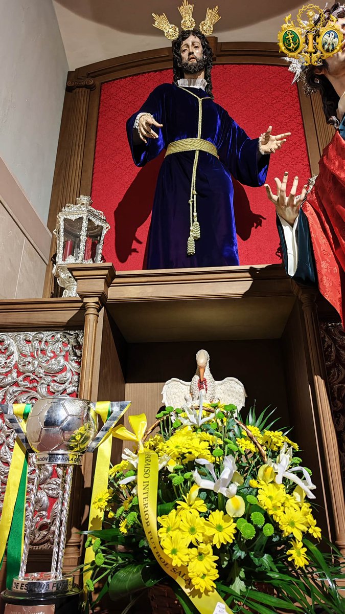 OFRECIMIENTO DE LA COPA DE ESPAÑA DE FÚTBOL SALA, AL SANTÍSIMO CRISTO DEL AMOR

El pasado sábado, 18 de febrero, el reciente campeón de la Copa de España de Fútbol Sala <a href="/JaenFS/">Jaén Paraíso Interior FS</a> tuvo a bien ofrecer al Santísimo Cristo del Amor el trofeo conseguido la pasada semana.