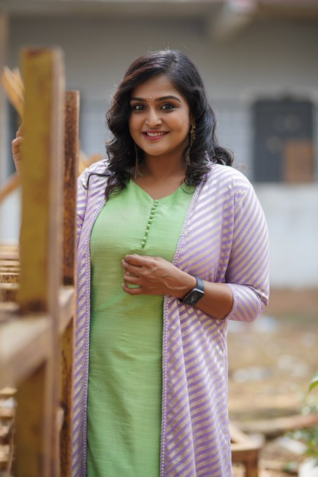 BrindaHere's tweet photo. Talented actress Ms. Ramya Nambeesan
#RamyaNambeesan @nambessan_ramya #20thFebR #CelebritiesR https://t.co/l1aF9Zo28V