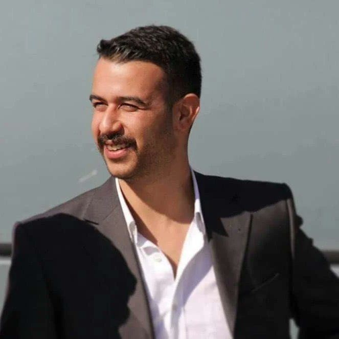 NerdesinReis's tweet photo. Ölüm yılar, FIRAT YILMAZ.. https://t.co/6GkJDkFKzq