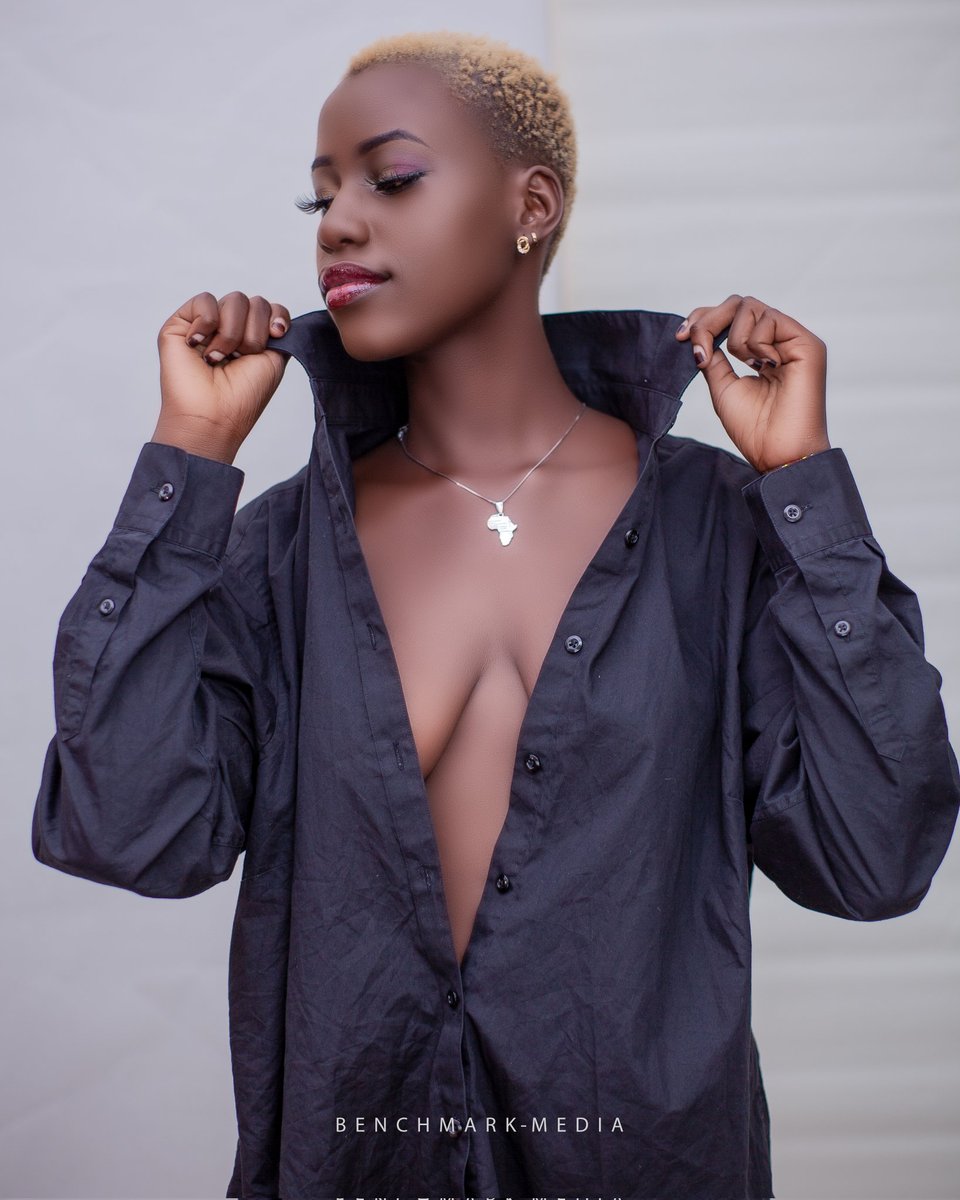 Benchmarkmediau's tweet photo. Black is not just Dark,Black is Everything,Black is Beautiful,Black is Gold. 🖤🤎
In frame: Shady K Ug 
📸 Benchmark Media 

#Photography #photographyuniverse #photoshop #naijaphotographers https://t.co/8r9EpeaeEQ