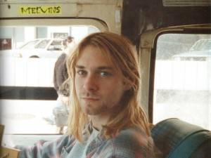 Rockstarscars's tweet photo. Remembering Kurt Cobain, on what would have been his 56th Birthday, here he is with The Melvins Van, too early for Tour bus Tuesday ? what did he drive cars wise, does anyone know? pls RT  #TourbusTuesday #Nirvana #KurtCobain https://t.co/FtnxxTWN3Y