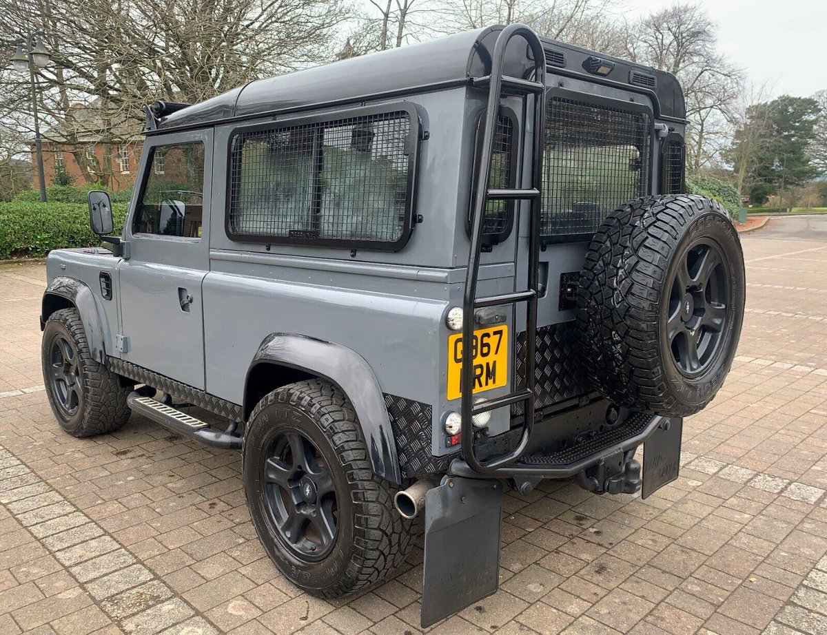 LandyDefender90's tweet image. LAND ROVER NINETY 90 DEFENDER SWB 1989 200TDI 4-SEATS 12 MTH MOT 4X4 4WD NOT 110 SERVICED. 12 MONTHS MOT. HPI CLEAR. REWIRED. US EXPORT? defender-landrover.co.uk/2023/02/land-r…