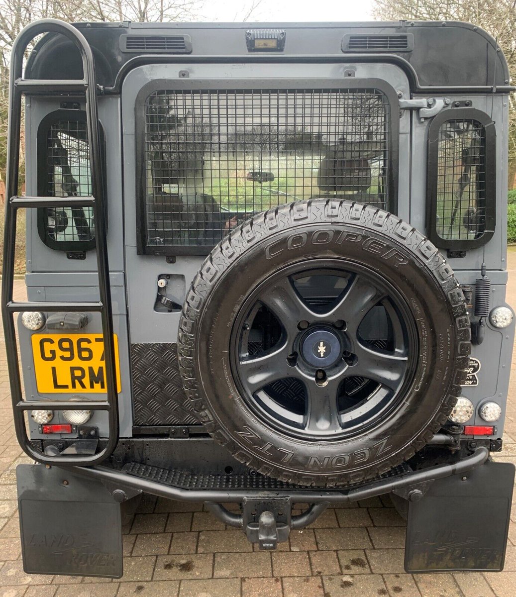 LandyDefender90's tweet image. LAND ROVER NINETY 90 DEFENDER SWB 1989 200TDI 4-SEATS 12 MTH MOT 4X4 4WD NOT 110 SERVICED. 12 MONTHS MOT. HPI CLEAR. REWIRED. US EXPORT? defender-landrover.co.uk/2023/02/land-r…