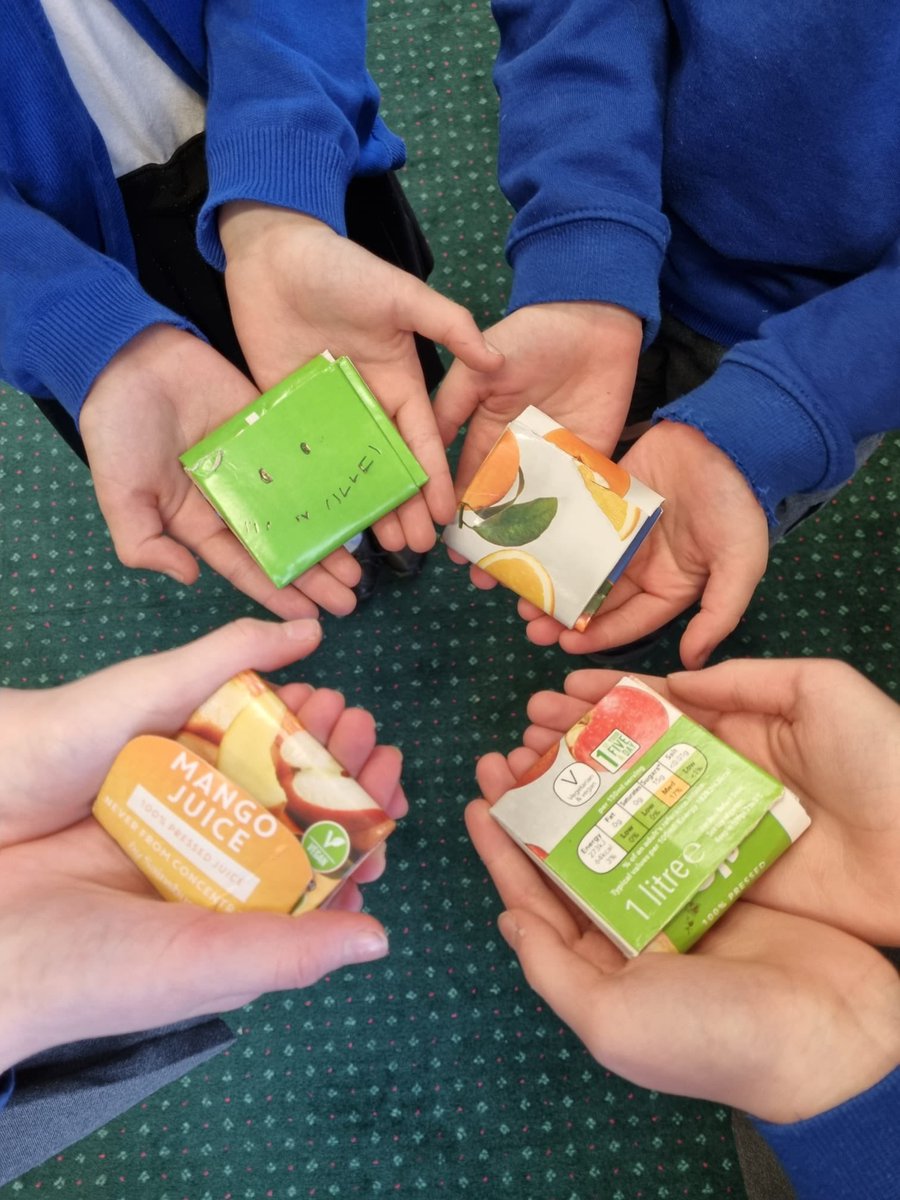 A little reminder for #Holmfirth people! 

Please DM us if you can save juice cartons🧃 

We save them from landfill and use them in our ‘What’s in Your Wallet’ workshops fairandfunky.com/whats-in-your-…