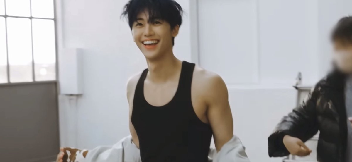 jaezeni's tweet photo. jaemin… just wow https://t.co/NJKpyoDuOd