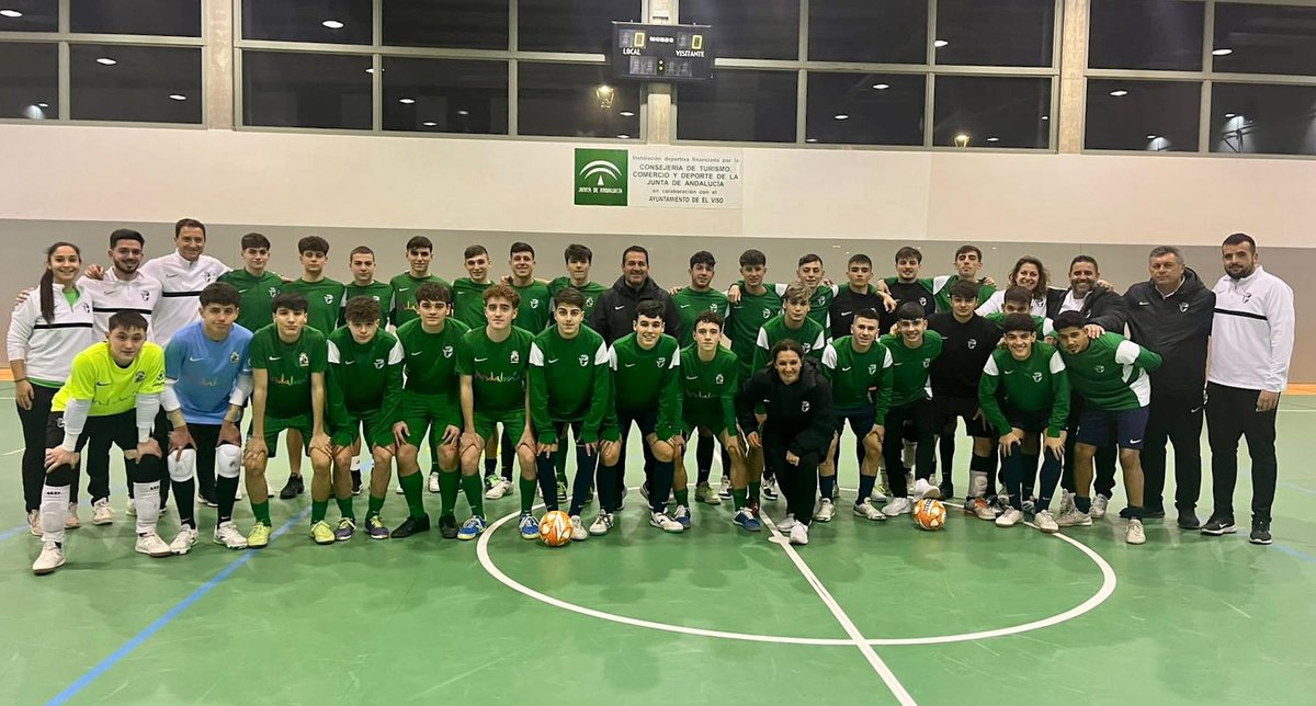 🥅 Fútbol Sala

La #AndaluzaSub16FS y la #AndaluzaSub19FS están concentradas en el Valle de los Pedroches preparando la fase final de Galicia

El presidente <a href="/RFAF/">RFAF</a> #PabloLozano acudió este fin para apoyar a los nuestros #VamosAndalucía 💪

💟 #FutsalRFAF