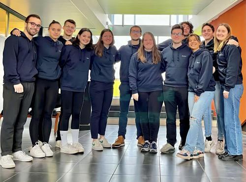 VDNValenciennes's tweet photo. Une mission en Inde pour les étudiants de l’INSA Hauts-de-France, à #Aulnoy-lez-Valenciennes https://t.co/mo9dtV24Wc https://t.co/OifstZCyTj