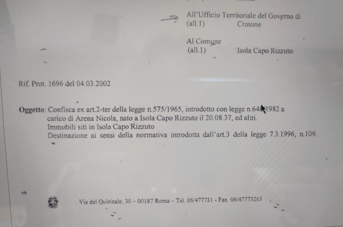 La villa, oggetto del nostro monitoraggio, era stata confiscata a Nicola Arena, all' epoca capo dell' omonima cosca di ' ndrangheta . Nicola Arena, nato nel 1937, ha trascorso 16 anni di ininterrotta detenzione, gran parte dei quali  in regime di 41 bis.
#Monithon #ASOC2223