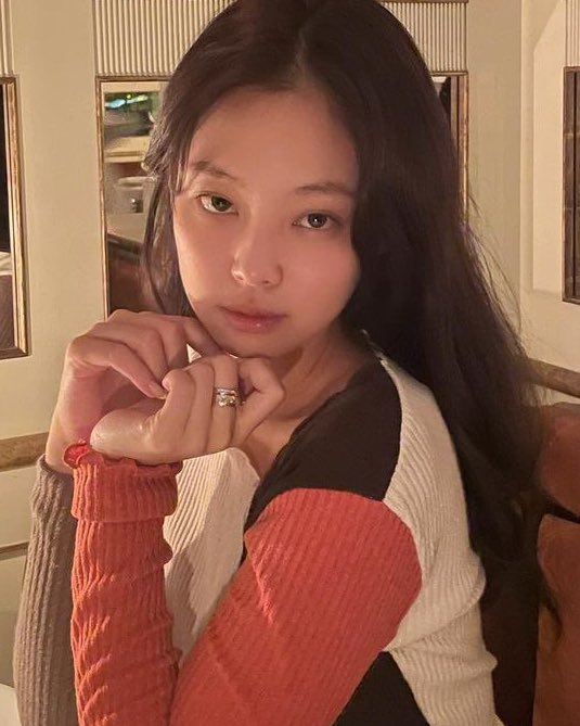 jennie tweet media