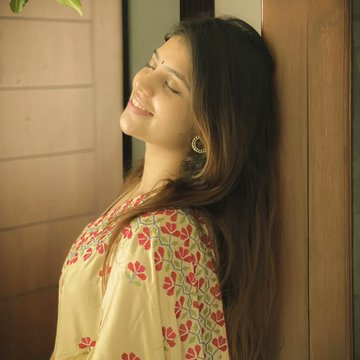 BrindaHere's tweet photo. Talented actress Ms. Bandhavi Sridhar
#BandhaviSridhar @BandhaviSri #CelebritiesR #20thFebR https://t.co/YAYgTcDZ2i