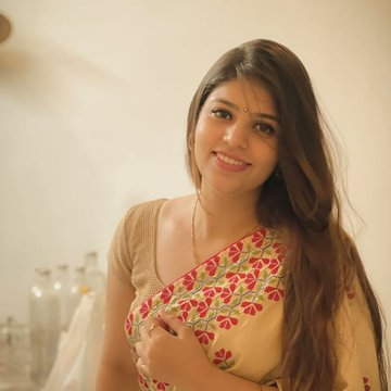 BrindaHere's tweet photo. Talented actress Ms. Bandhavi Sridhar
#BandhaviSridhar @BandhaviSri #CelebritiesR #20thFebR https://t.co/YAYgTcDZ2i