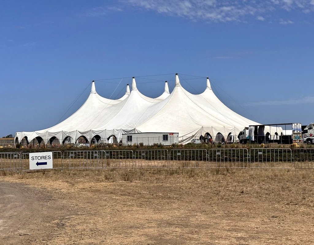 MIDRT_Aust's tweet image. The #DroneZone went up today! Biggest drone racing circus tent in 🇦🇺!
#SendIt!
@DefenceAust @AustralianArmy @AusAirForce @Australian_Navy @ChiefAusArmy @HLCAusArmy @comdforcomd
