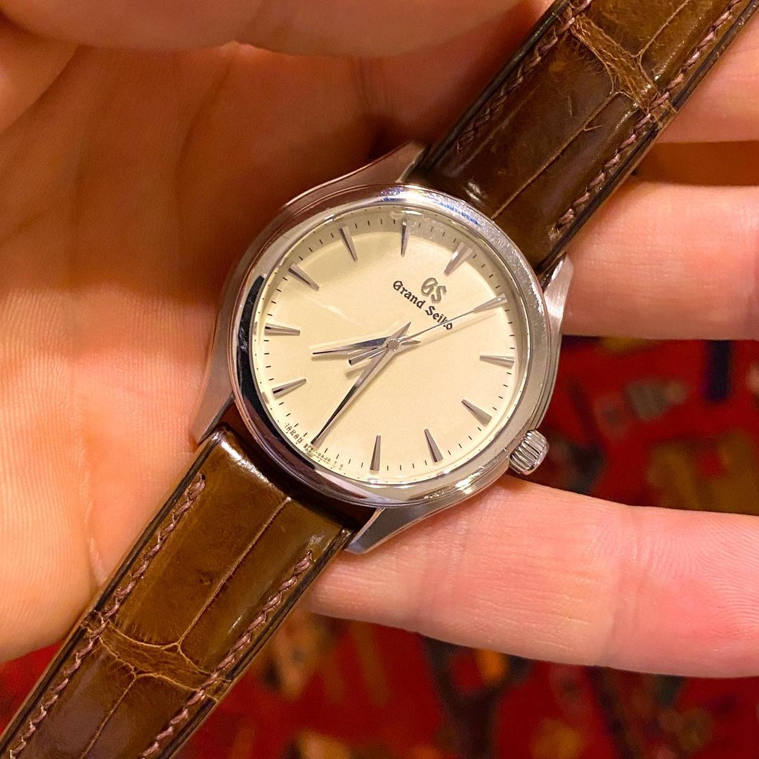 Handdn_'s tweet photo. #grandseiko #grandseikoquartz #grandseiko9f #grandseikowatches #grandseiko9fquartz #grandseiko9fgmt #gs9f #creamdial #creamdialwatch #quartzwatch #9f #9fmovement https://t.co/KS28oDZ5u6