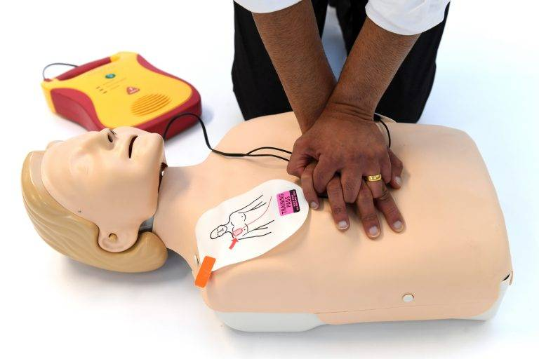 We running a #BasicLifeSupport Open Course in #Watford. Do you need to update your skills?- Enrol now spaces are filling up quickly: #BLS ecgtraining.co.uk/product/basic-…?  #blscourse #basiclifesupport #opencourse #enrol #clinicaltraining 
@ECG_MK
 
@ECG_training