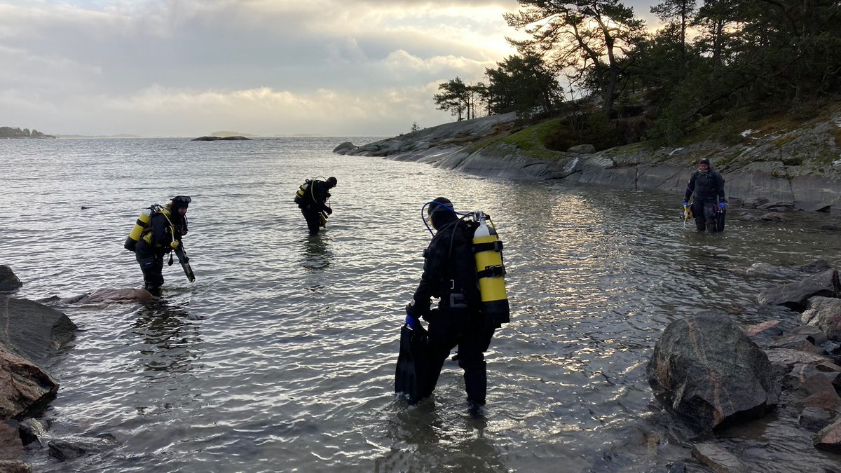 A bit late for #womeninscienceday but our all women dive team were testing #photogrammetry for underwater #longterm monitoring #coastal #biodiversity in #CoastalBioMon last week 💪 @tvarminne @helsinkiuni @cmgustafsson funded by @yministerio