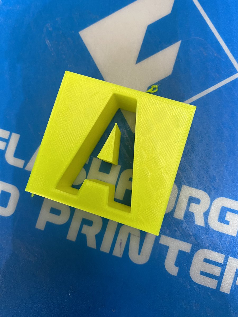 missjessm's tweet image. Had year 8 Tech playing with @tinkercad today, following on from their @splat3d isometric drawings. The shift from paper to digital was super exciting, so we quickly put one design through the #3Dprinter to see the whole design process #lotstolearn @MosmanHS #edchat