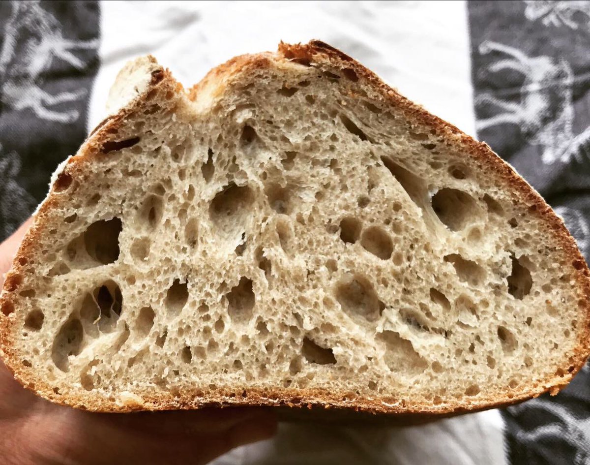 BreadBakerDani's tweet image. It&apos;s #realbreadweek  Join me on 28 February to discover the simple way to make sourdough. It doesn&apos;t have to be complicated! #sourdoughclass Just £80 pp #gloucestershire #slimbridge severnbites.com/breadmaking-co…