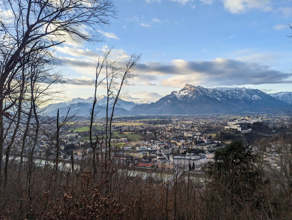 Just #teamblue enjoying the hill repeats. <a href="/racecheck/">racecheck.com</a> <a href="/austria/">Austria - Österreich</a>