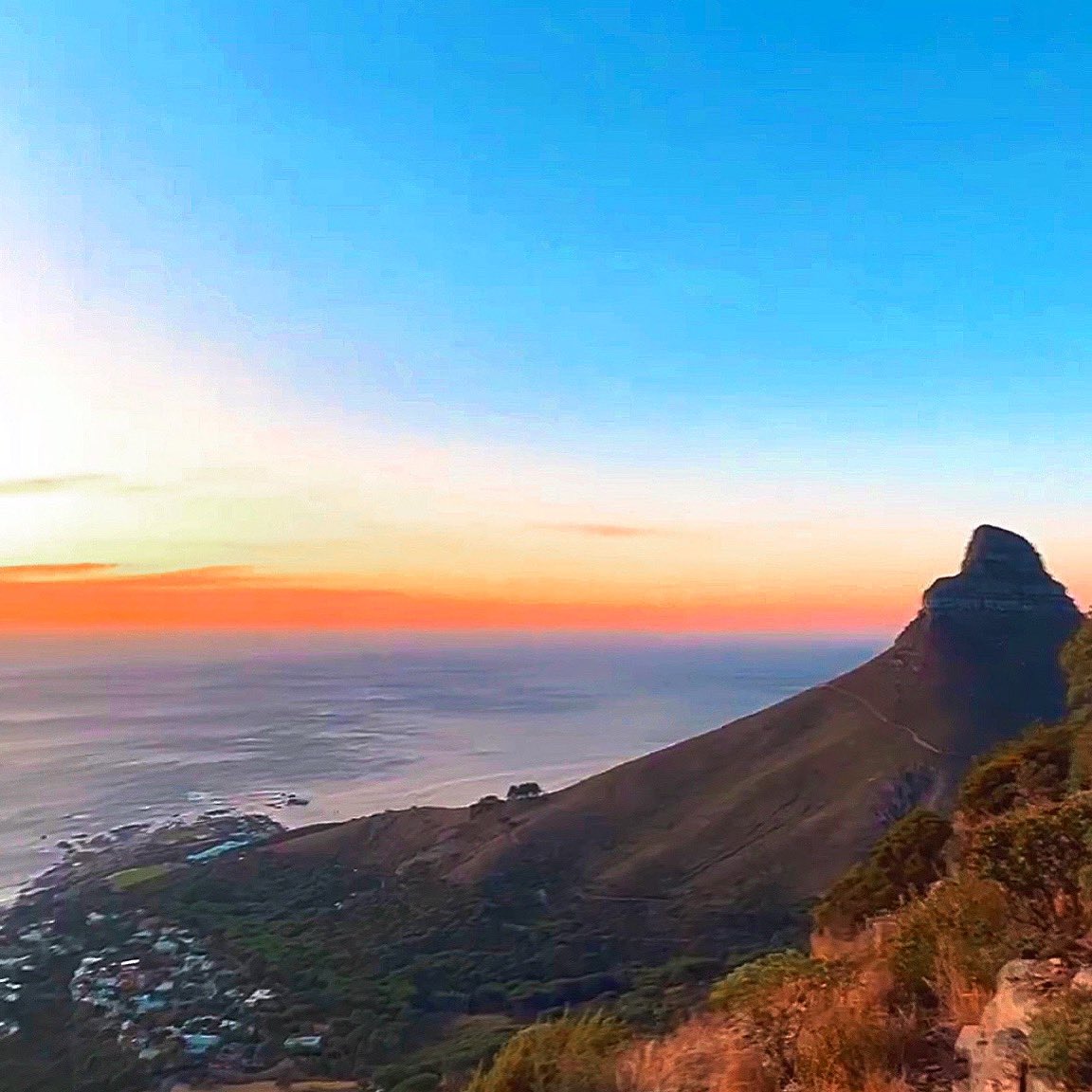 Cape Town 🫶🏻 🇿🇦 #mothercity #moutain #views #hiking #outdoors #sunsets #freshair #lovemycity #february #2023 - Monday, another fresh start to do better !