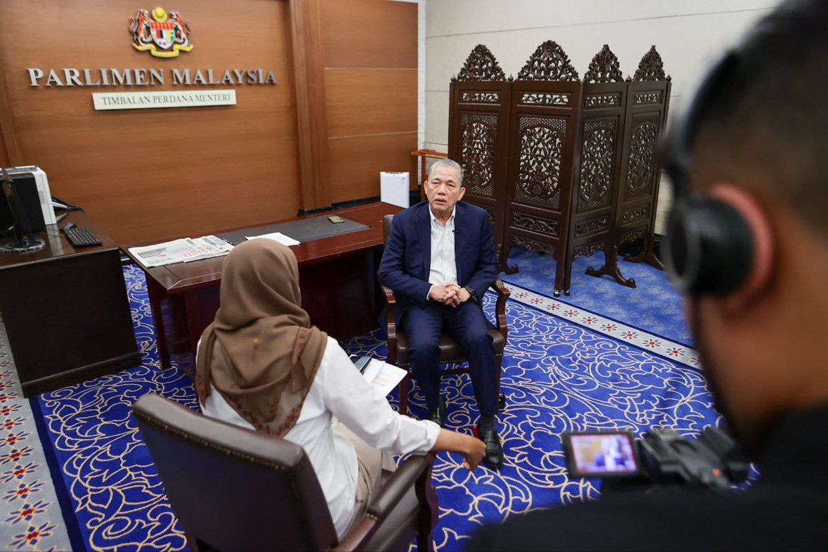 PetraJayaMP's tweet photo. Petang ini memenuhi wawancara bersama saudari Zakiah Koya @staronline & saudara Yusuf Shukri @tvstvmy di pejabat saya di Parlimen. Terima kasih The Star & TV Sarawak
#FYForYou
#MalaysiaMADANI https://t.co/WjjUuGai7X
