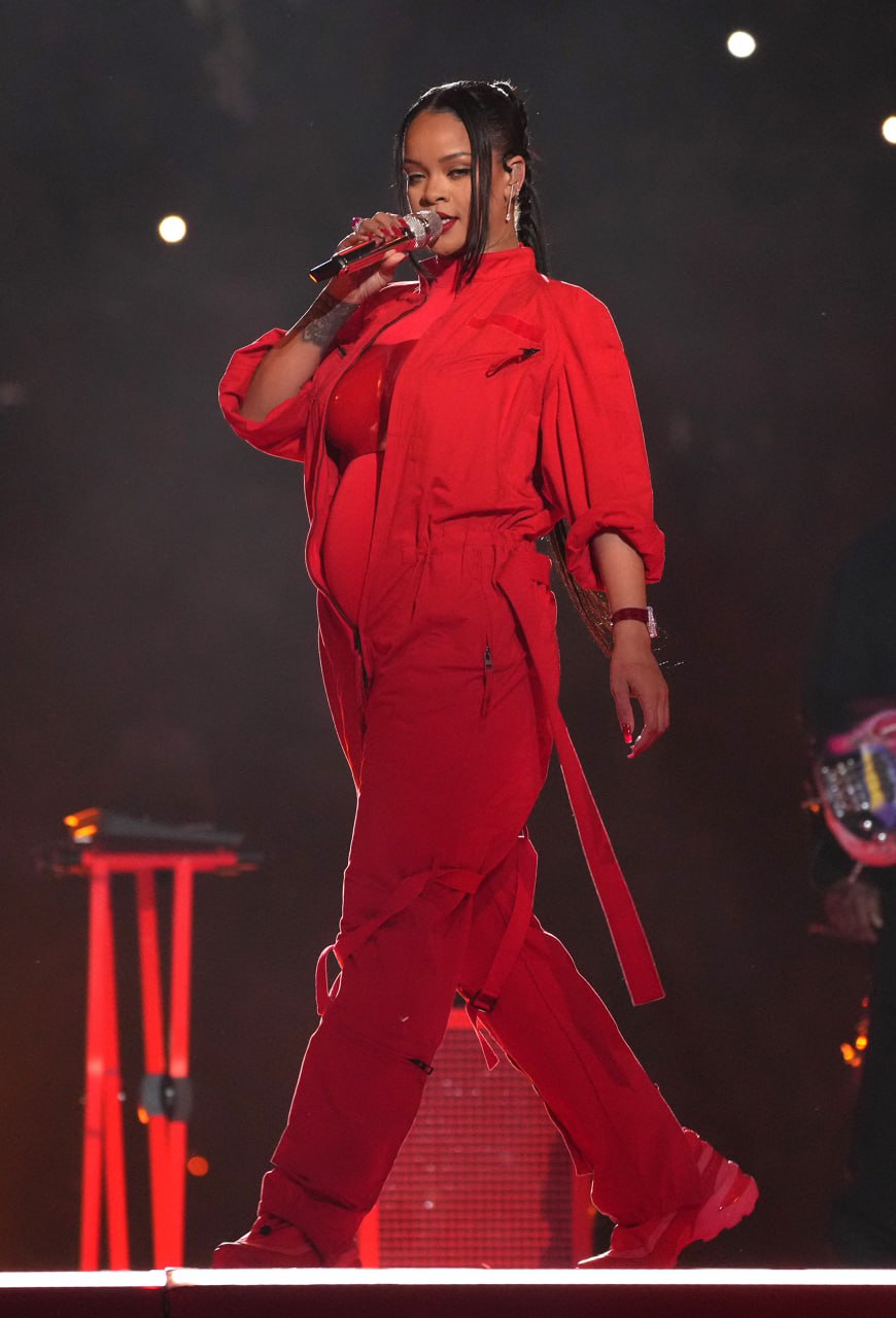 Happy birthday to Caribbean Queen, Robyn Rihanna Fenty.   Photo by Kevin Mazur (Getty Images for Roc Nation) 