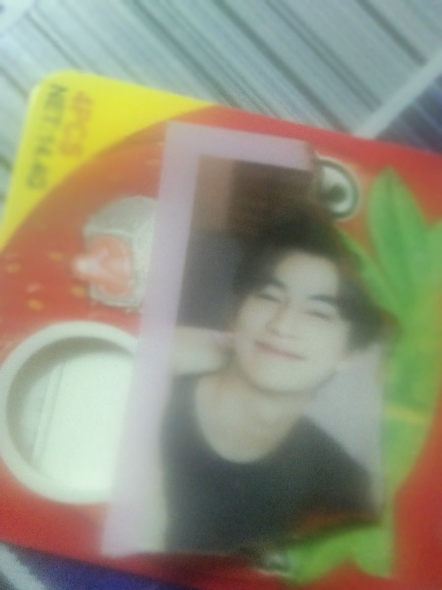 fristkhao3's tweet image. mew say_ fan service
 the shop added this picture as a gift😁👍 
#GulfKanawut 
#IHateit