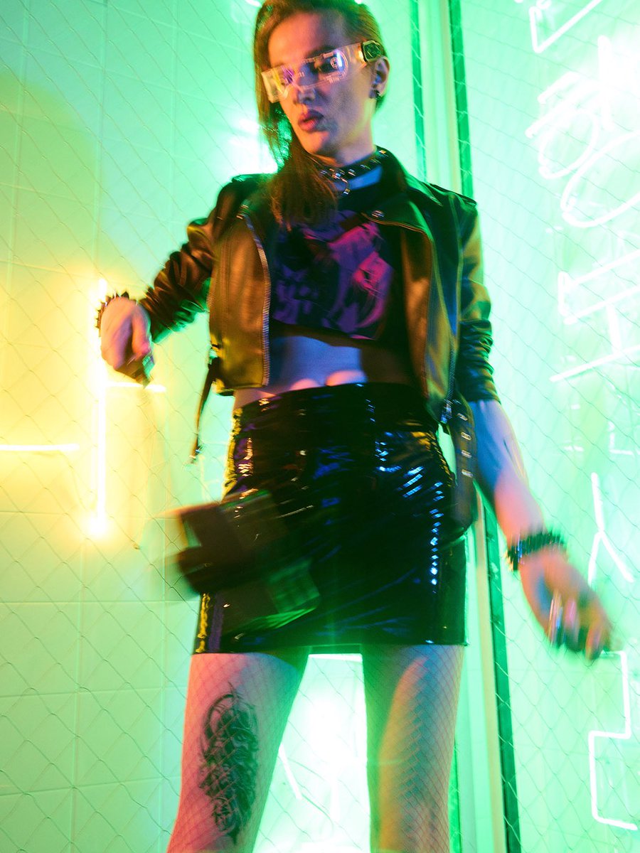 Backstage from my summer cyberpunk photo set. I love this photo, It's so real! #transgendermodel #cyberpunk #cyberpunkgirl