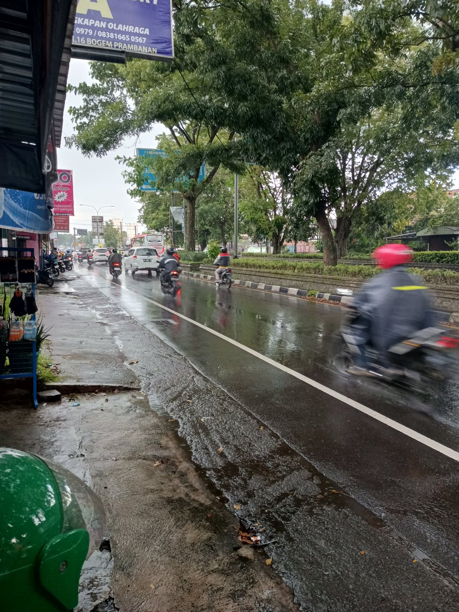 Berjuang di jalanan tak sesimpel tu...