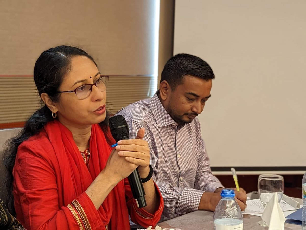 Awaj_fdn's tweet photo. Today @awaj_fdn &amp; @Mondiaal FNV arranged a roundtable discussion on social Protection , very necessary considering the time &amp; situation of RMG workers. https://t.co/u98Yq9cHkg