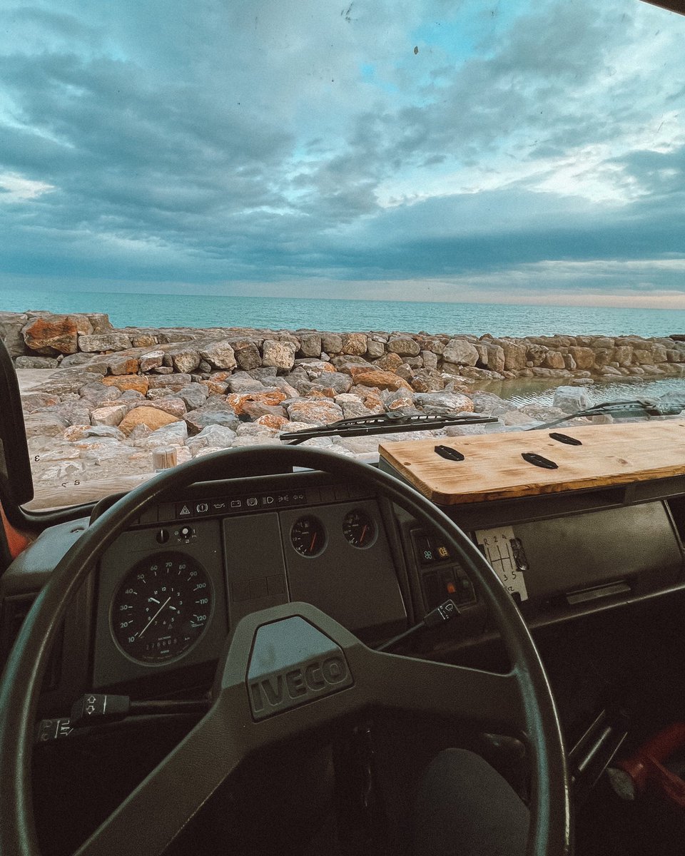 movingtheway's tweet image. After a couple of days driving, we settled down at this spot near Borriana. 
Here we brought the plants back to their original position.
.
Latest video in bio.
.
#vanlife #movingtheway #vanlifeadventures #vanlifeviews #plants #succulents #seaview #homeiswhereyouparkit #sunsets