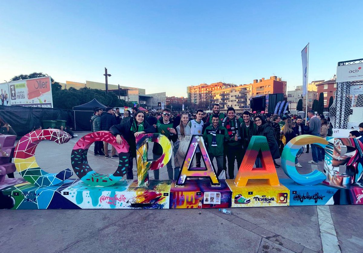 MasPlatero's tweet photo. COPA ACB 22/23 - BADALONA
Moments i persones espectaculars. Gràcies💚 https://t.co/4TpEYk7jSY