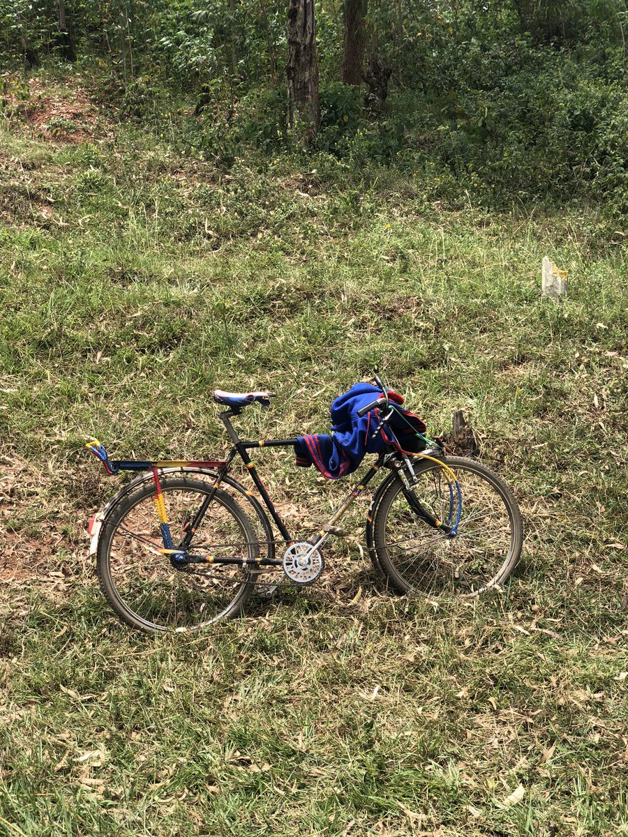 DuclosSebastian's tweet photo. Matabaro is the local bike in Rwanda 🇷🇼 #matabaro #bike #bicycle #passionforcycling #cyclinglife #rwanda #TdRwanda2023 https://t.co/ospXhLUEMc