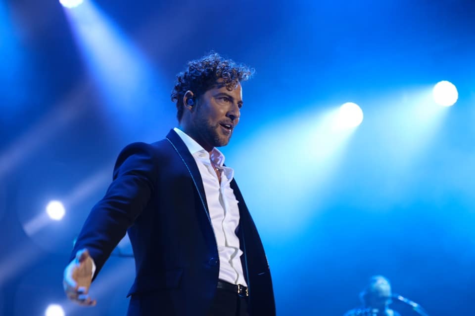 JuanMa_Moreno's tweet photo. Y el otro Hijo Predilecto de este #28F será el almeriense @davidbisbal, un artista que cumple 20 años de carrera y suma más de 80 galardones nacionales e internacionales en la música. 

Mi enhorabuena y gratitud por transmitir su pasión por Andalucía allá por donde va. https://t.co/YwxM80tat6