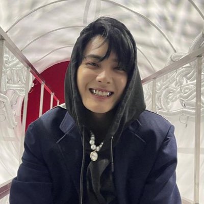 tbz smiling ◡̈ tweet media