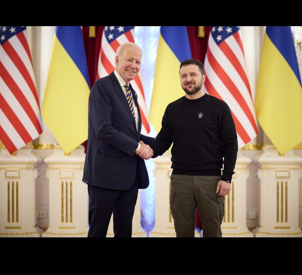 Bull653's tweet image. BREAKING !!
Potus in Kiev with Zelensky