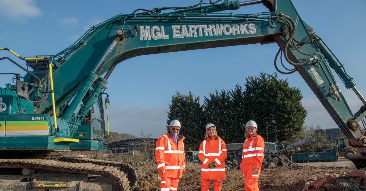 TheMGLGroup's tweet image. We're delighted to be part of the New Hall #project for @LocomotionSHD.  @NationwideEng has appointed #RaintonConstruction to undertake the full #enabling and #groundworks package. #MGLEarthworks is working as part of the delivery team. 

👉 ow.ly/jmNY50MWLLS

#MGLGroup
