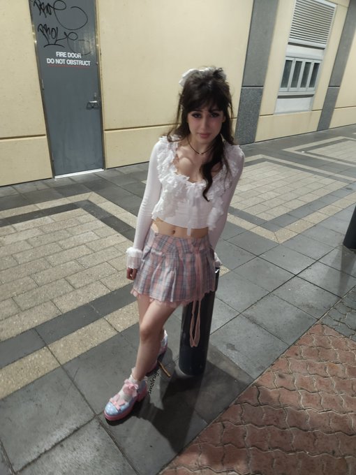 sitting on a pole lol https://t.co/qk1aniy7DG<a href="/tag/kinky"class="tags"><span>#kinky</span></a><a href="/tag/kink"class="tags"><span>#kink</span></a><a href="/tag/assupfacedown"class="tags"><span>#assupfacedown</span></a><a href="/tag/lewd"class="tags"><span>#lewd</span></a><a href="/tag/petiteteens"class="tags"><span>#petiteteens</span></a>