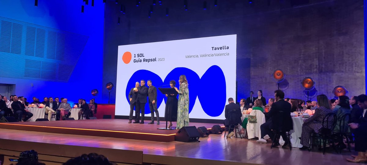 🧑‍🍳¡Y <a href="/TavellaCuina/">Tavella</a> también entra en el universo de los #SolesRepsol🌞!

#SolesRepsolAlicante2023 #LExquisitMediterrani