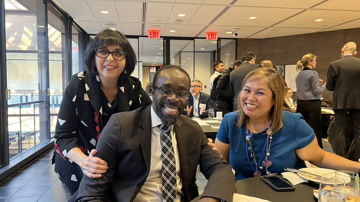 Great admiration and praises for the @UN_Women chief statistician and amazing data team working on closing #genderdata gaps @PABSeck @jessaganda
