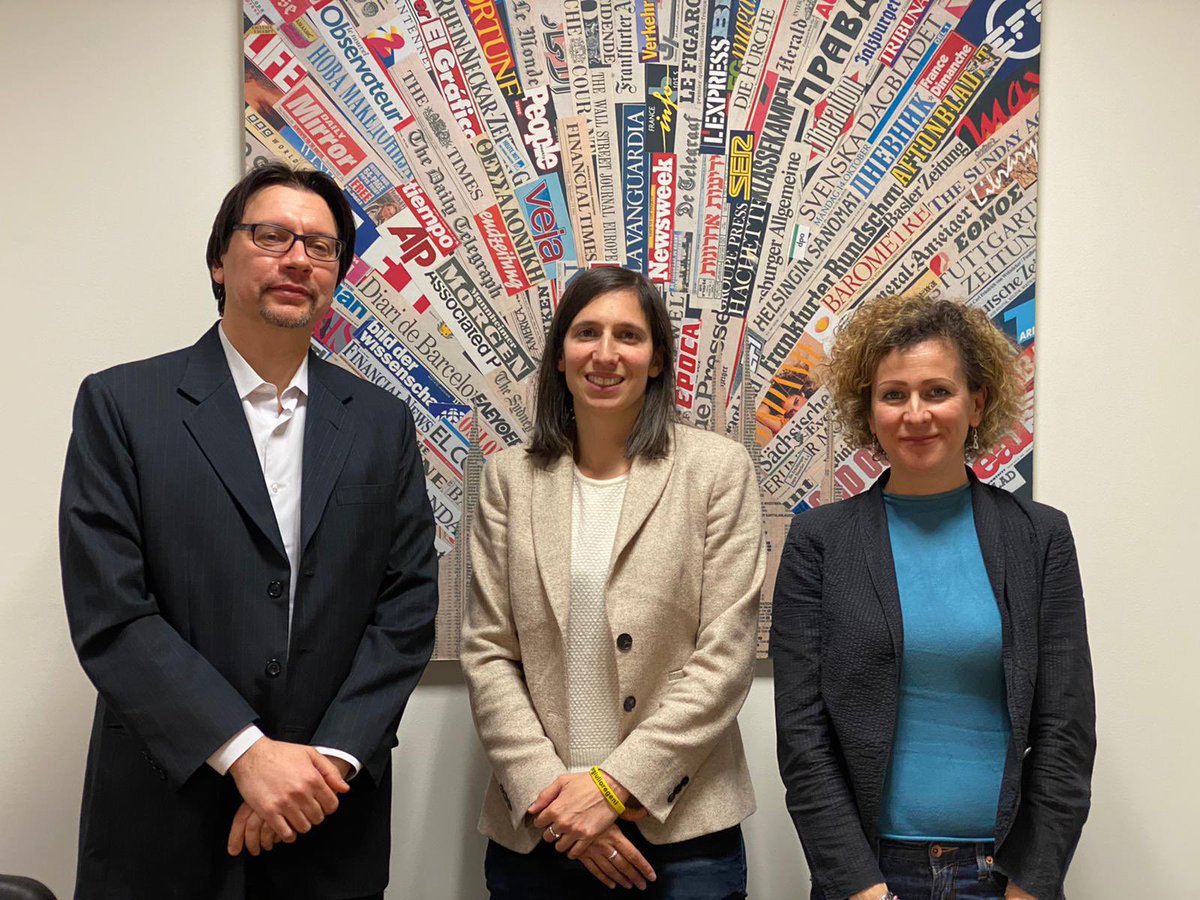 Stampa Estera Milano tweet media