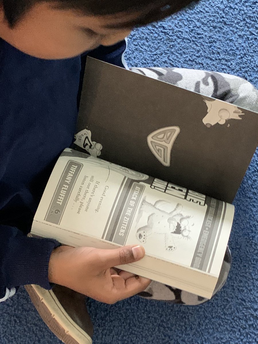 wonderandgrow's tweet image. We are beginning to identify and seek out the different kinds of texts that we like to read and ‘wonder’ with. We are #growingreaders💕❤️😉