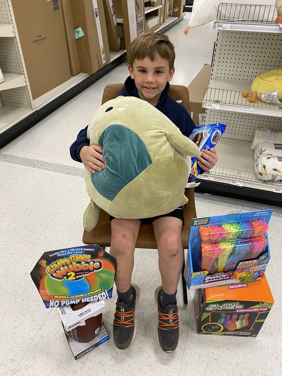 Dr. Ryan Andrews (@principalrla) on Twitter photo Shopping with the Principal! Congrats for being our quarterly Fabulous Friday Student #peinepride! <a href="/WentzvillePRE/">WentzvillePRE</a> Shopping with the Principal! Congrats for being our quarterly Fabulous Friday Student #peinepride! <a href="/WentzvillePRE/">WentzvillePRE</a>