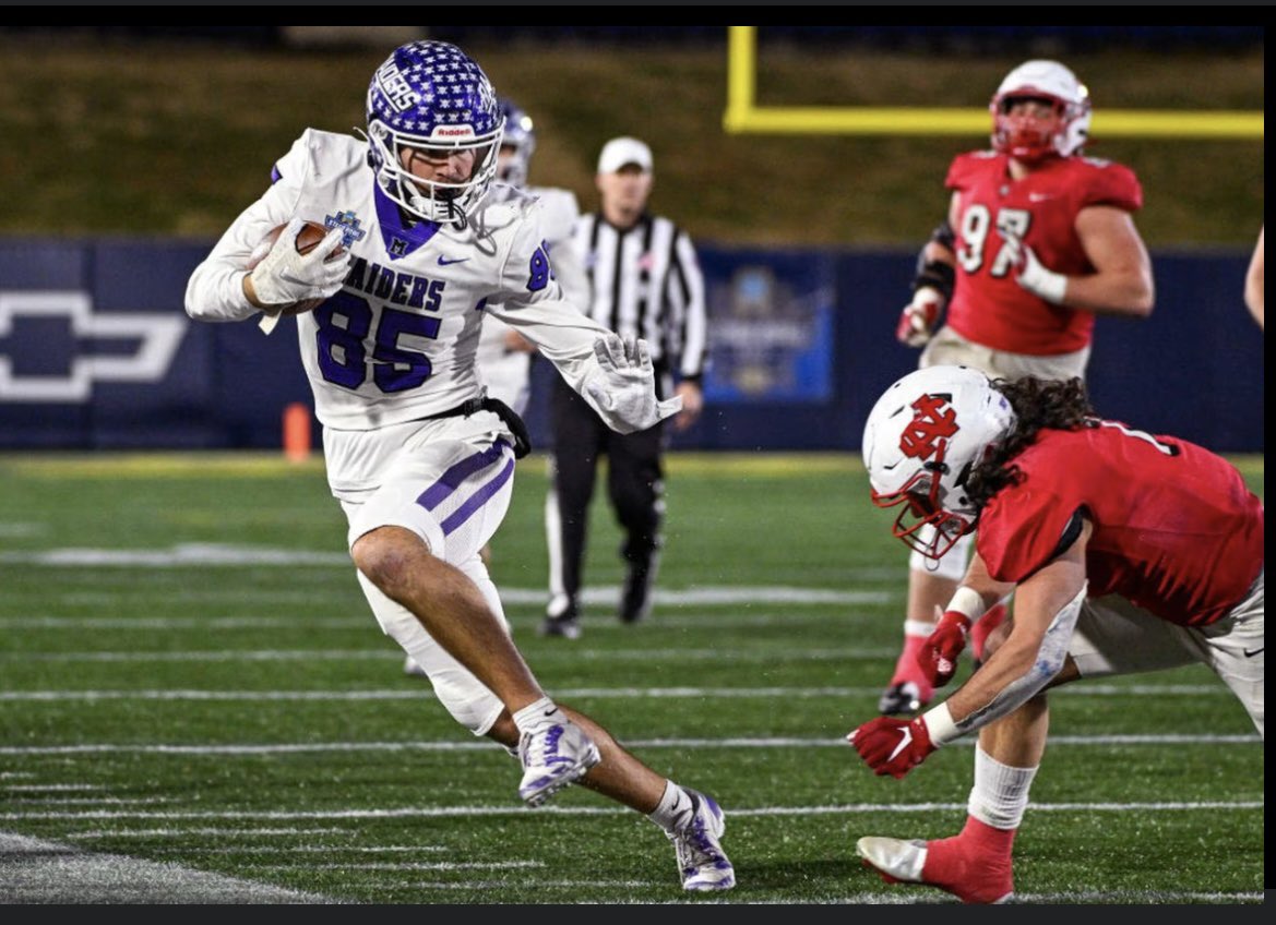 DonnovanHamblin's tweet photo. After a great call with @jmarkowski_8 I’m blessed to have earned an offer to @MountUnionFB Thanks for the opportunity!! https://t.co/mZrLPkKCAy