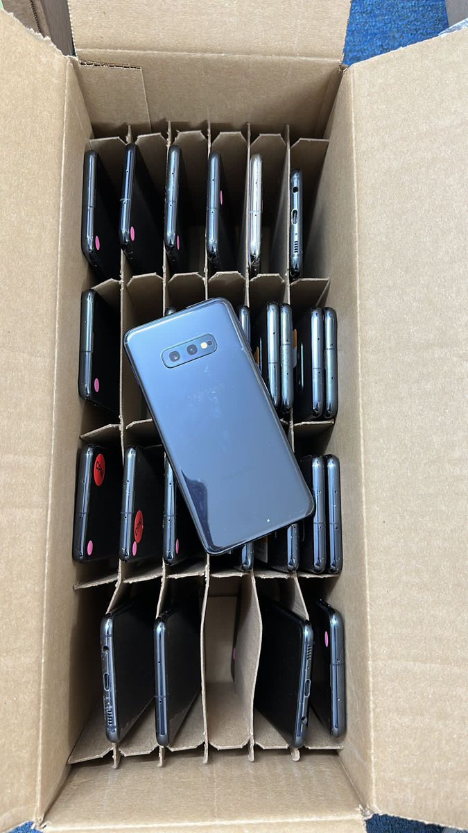allsmartNG's tweet photo. Our Latest Samsung Stock 📢
premium Used: Samsung S10plus 128Gb, samsung Note10+ 256Gb
samsung s8+ 64gb, samsung s10e

📍Kano,FC GSM market | DM/Call 07010108805 for Order/Enquiry.
#samsung #ElectionResult #NigerianElections2023 https://t.co/9mpAqlywby