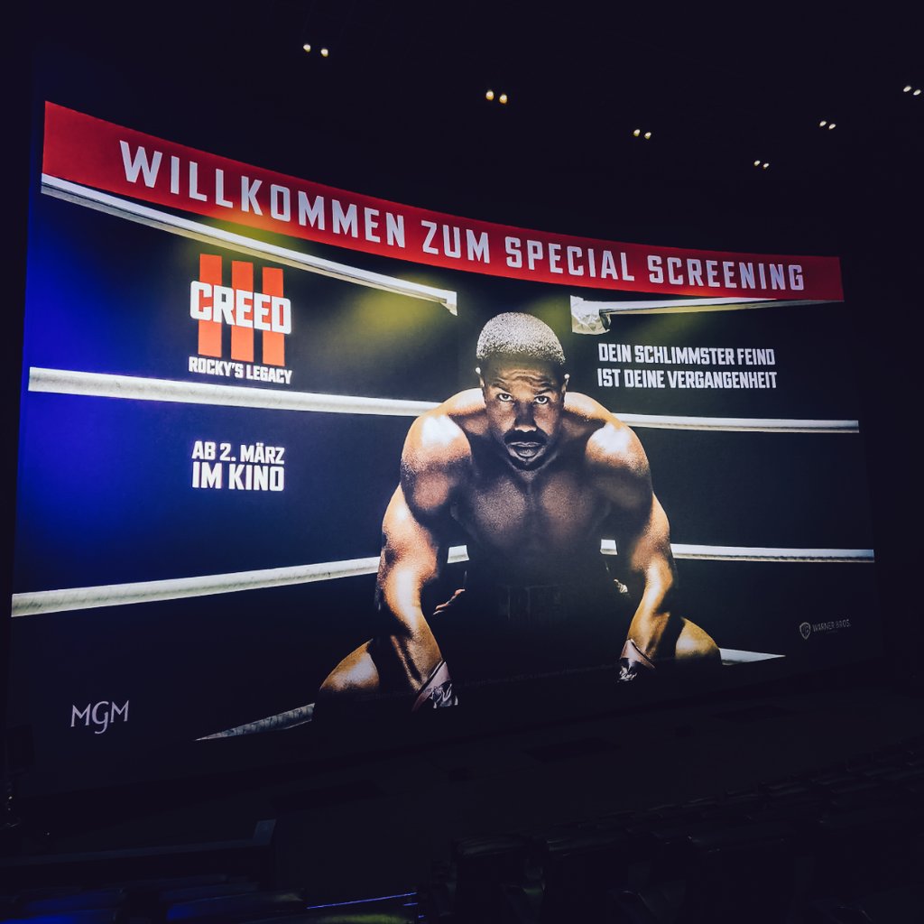 novred's tweet photo. #NowWatching
#Creed3
Heute mal als plus1
#communitypreview
#warnerbros https://t.co/gAxh6j0zsI