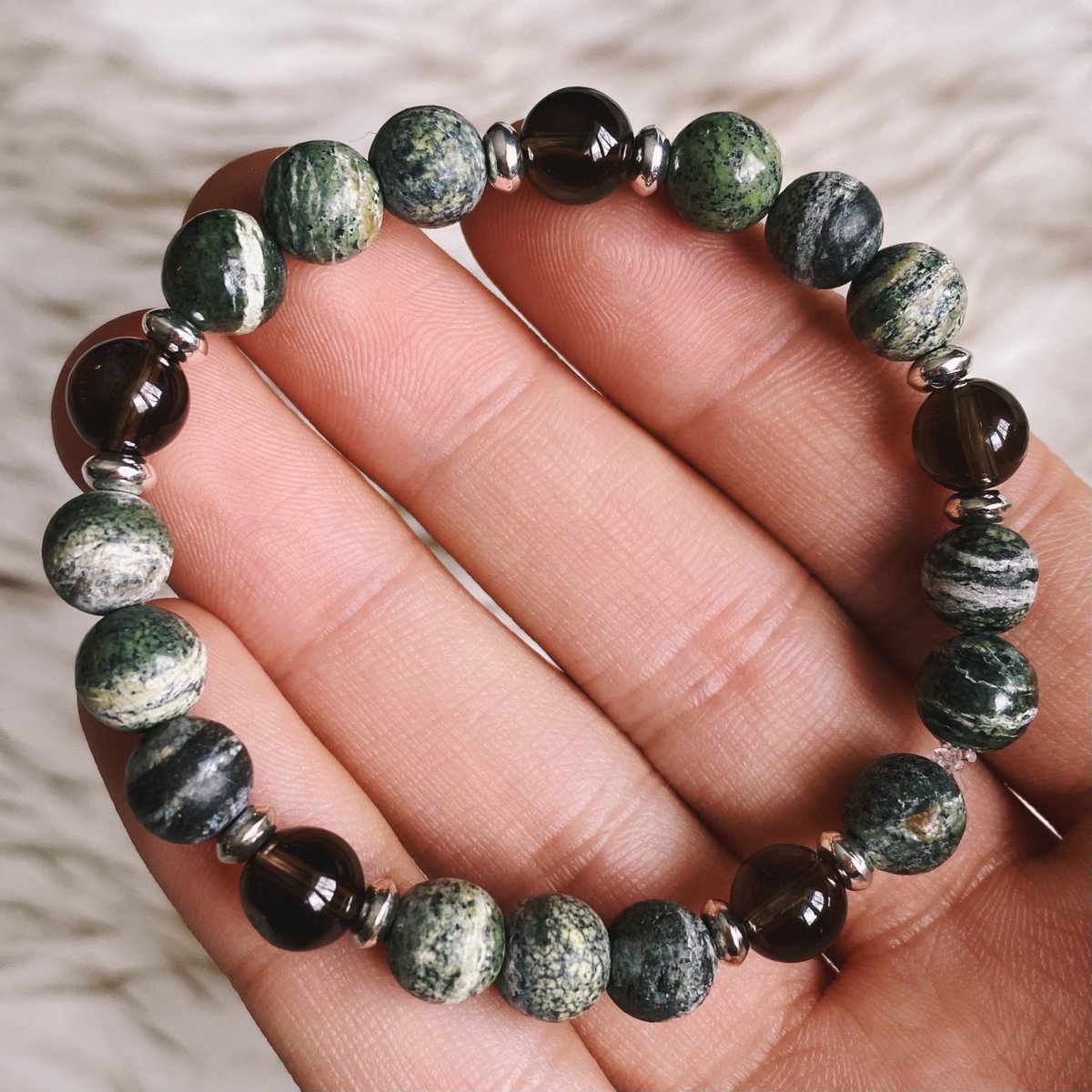 THE GRATEFUL 💗🌺✨
gratitude • optimism • grounding

this bracelet was made with
green zebra jasper &amp; smoky quartz