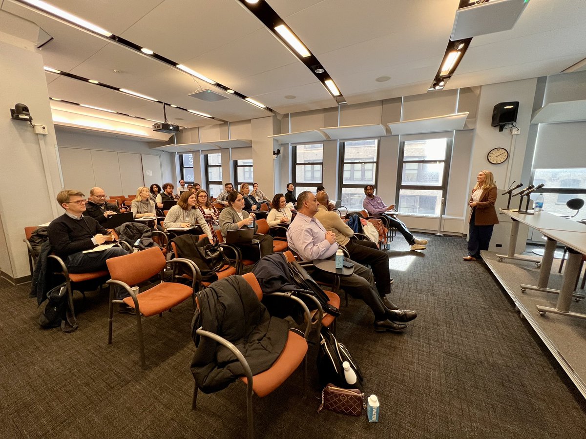 NewmarkJPlus's tweet photo. We're excited to welcome back our @NewmarkJLeaders to campus as we kick off our second in-person residency! Throughout the week, these global media executives will talk about finance, product, and leading transformation &amp; organizational change in their newsrooms. https://t.co/PvB2RrRv4C